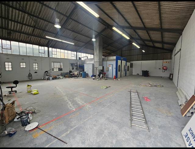 350M² WAREHOUSE TO LET IN GANTS PLAZA